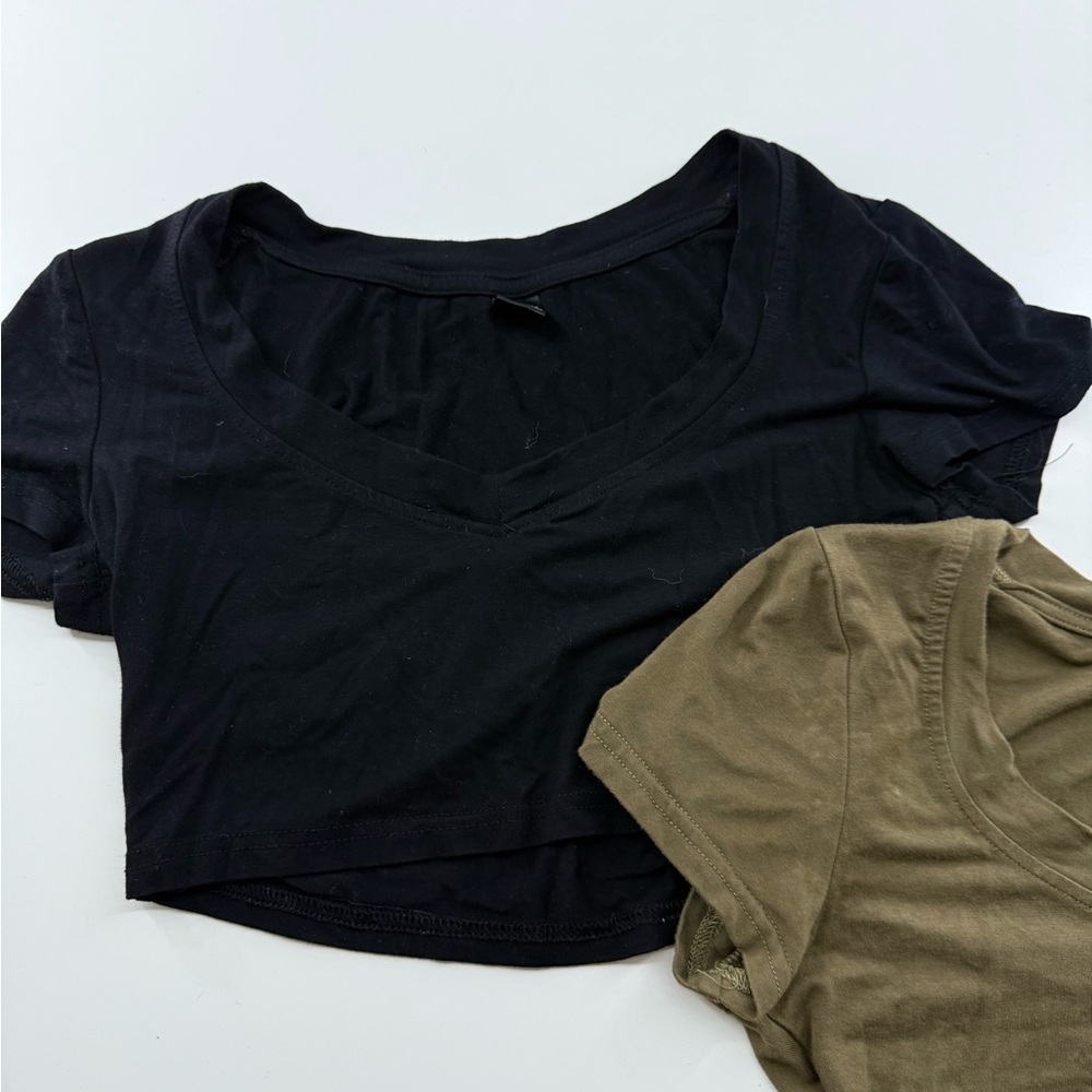 Black and green Women's Crop Tops